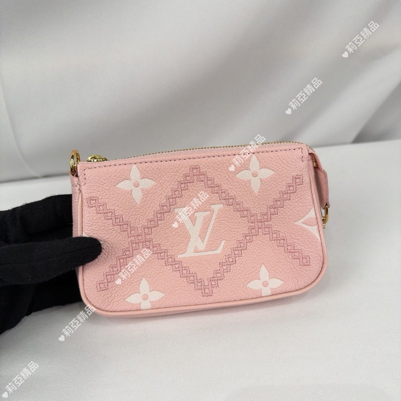 莉亞精品♡LV 限量款小麻將 粉色刺繡 全新閒置-4