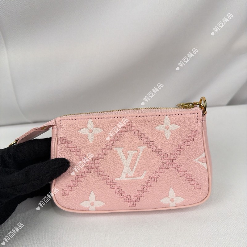莉亞精品♡LV 限量款小麻將 粉色刺繡 全新閒置-5