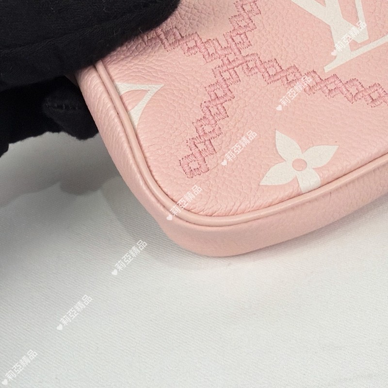 莉亞精品♡LV 限量款小麻將 粉色刺繡 全新閒置-10