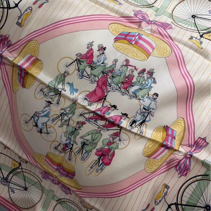 HERMES Les Becanes 自行車絲巾 全新品-1