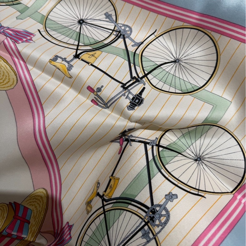 HERMES Les Becanes 自行車絲巾 全新品-2