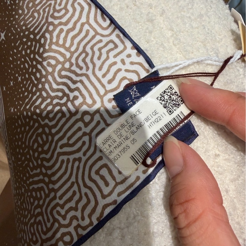 HERMES 月球飛馬雙面絲巾 全新品-6