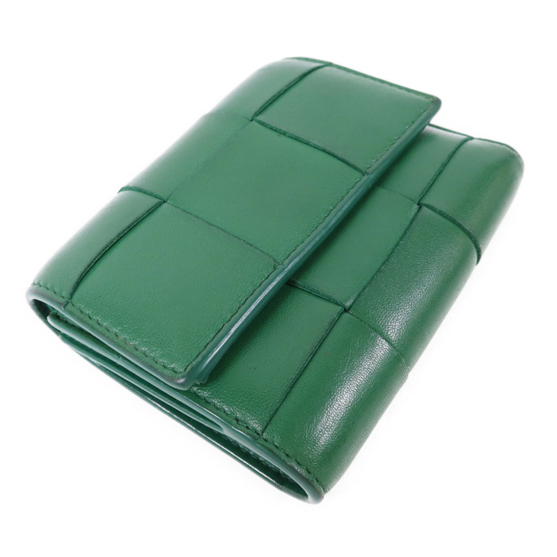 BOTTEGA VENETA 羊皮皮革Cassette Trifold Short Wallet金扣錢包-2