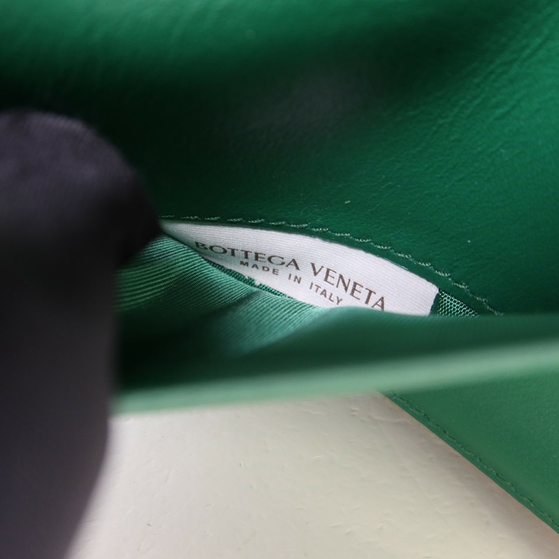 BOTTEGA VENETA 羊皮皮革Cassette Trifold Short Wallet金扣錢包-8
