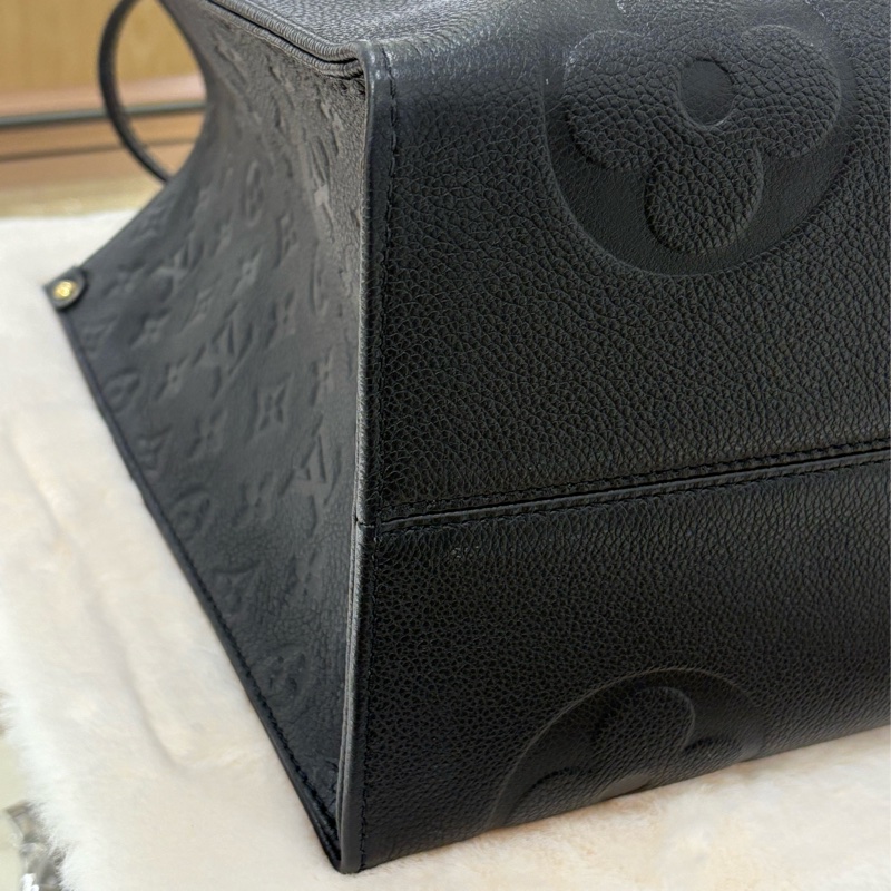 Louis Vuitton  On the Go 全新大容量 男女通用❤️‍🔥-13