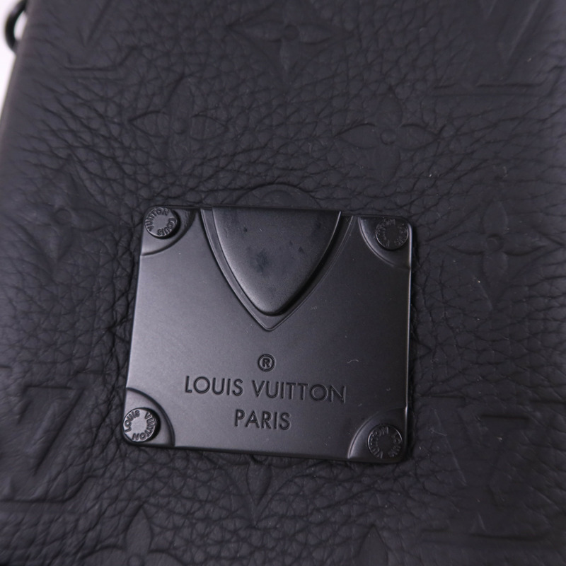 LOUIS VUITTON Monogram Taurillon S-Lock Vertical Wearable肩背袋-7