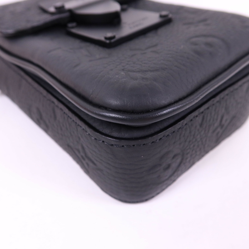 LOUIS VUITTON Monogram Taurillon S-Lock Vertical Wearable肩背袋-12