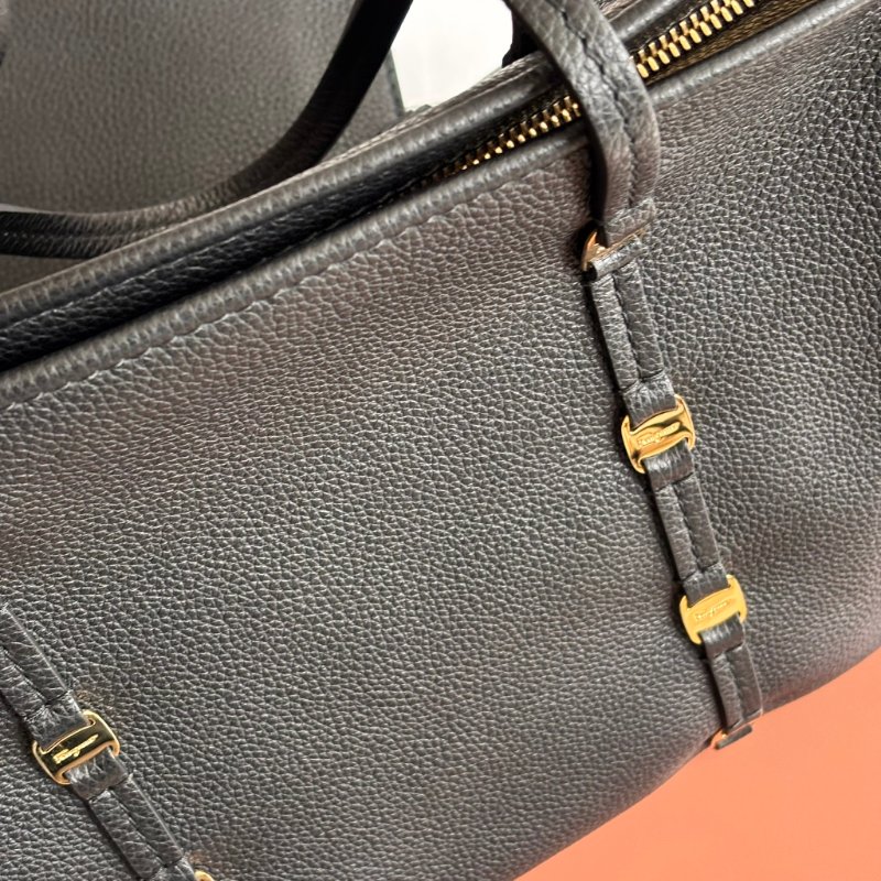 ::Salvatore Ferragamo:: Vara GG-21H604 黑色皮革手提包 托特包 肩背包-10