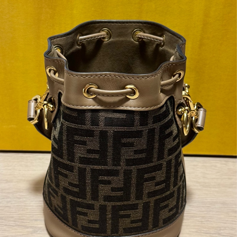 [FENDI]MON TRESOR FF Logo 緹花及皮革二用迷你水桶8BS093 ALP3 F1AOE-8