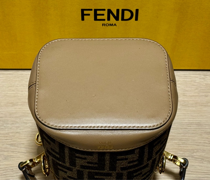 [FENDI]MON TRESOR FF Logo 緹花及皮革二用迷你水桶8BS093 ALP3 F1AOE-9