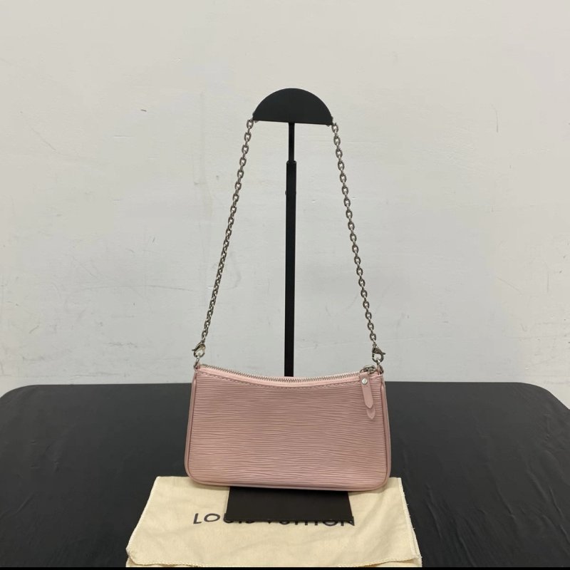 LV easy pouch on strap芭蕾粉水波紋大麻將腋下包 芯片款 19*11*3 98新配件塵袋-5