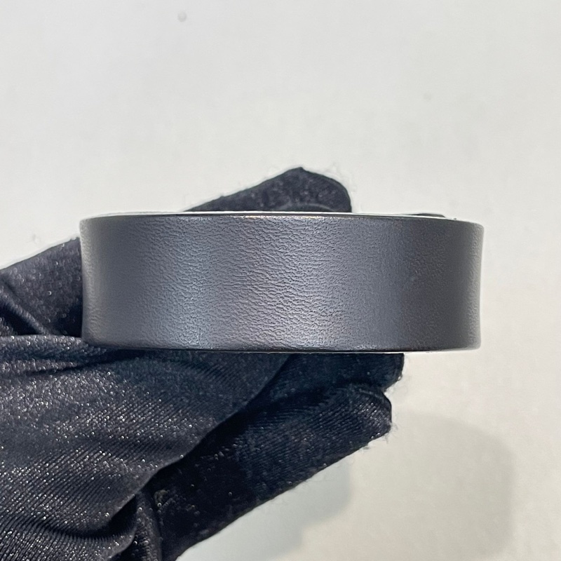 Chanel 中古雙C銀色磨砂方扣皮手帶I515-13