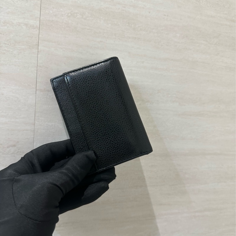 Chanel 黑荔枝牛皮對開2卡卡夾-1