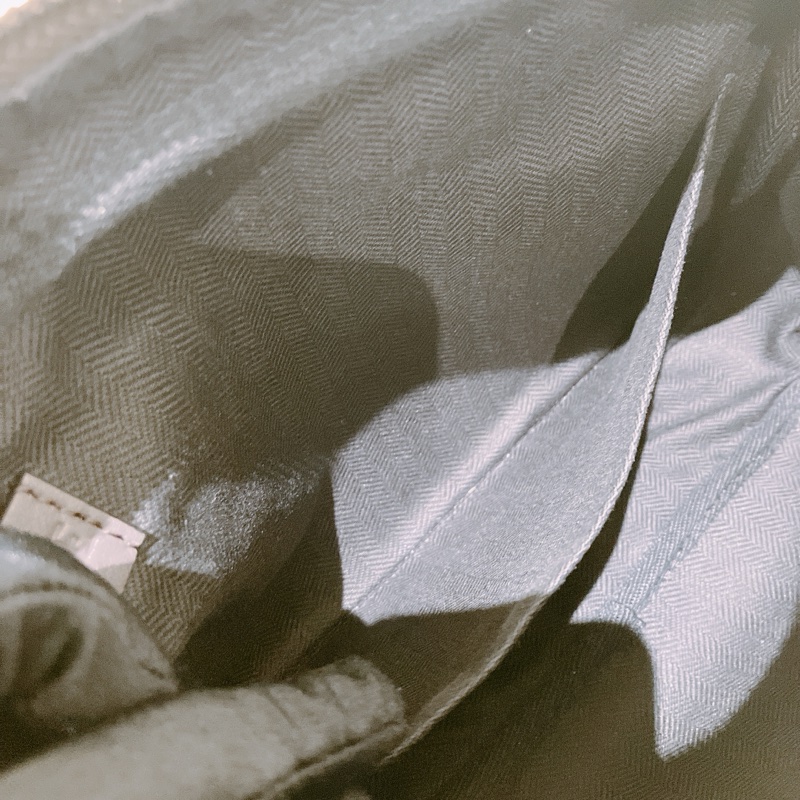 TK1872 Loewe 羅意威灰色軍旅信差斜背包Military Messenger Bag In Supple Smooth Calfskin And Jacquard-26