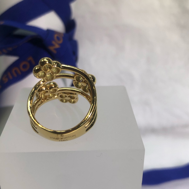 LV Flowers黃金戒指 I577-27