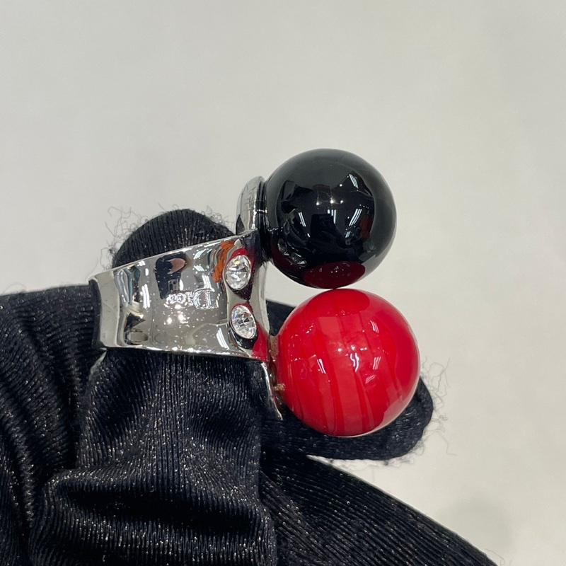 Dior tribales 紅黑圓球戒指XB759-18