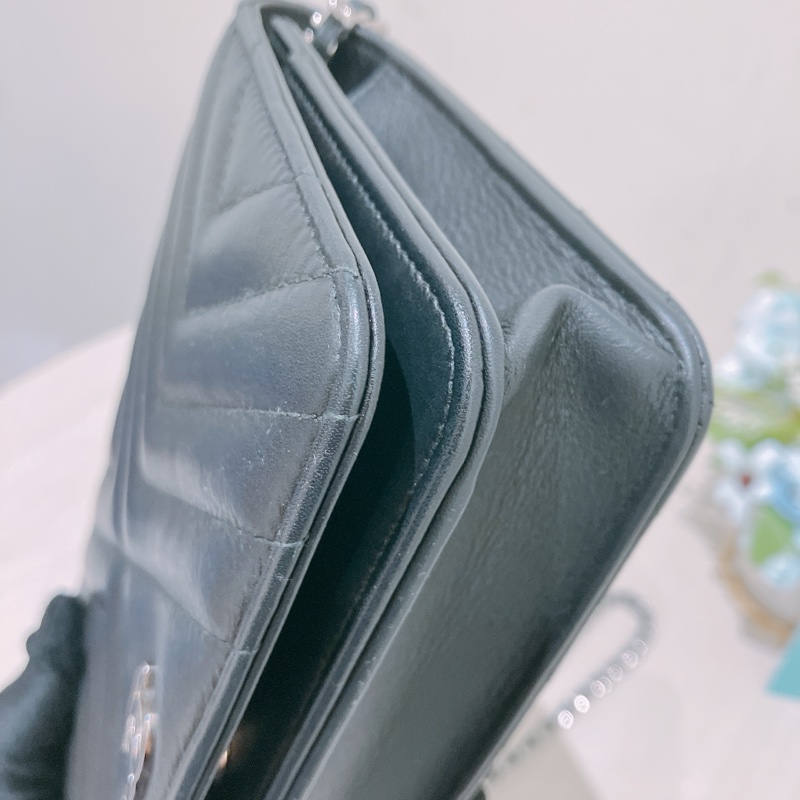 TK1873 Chanel 香奈兒黑色羊皮WOC A84444 Fringe Wallet On Chain Chevron Lambskin-30