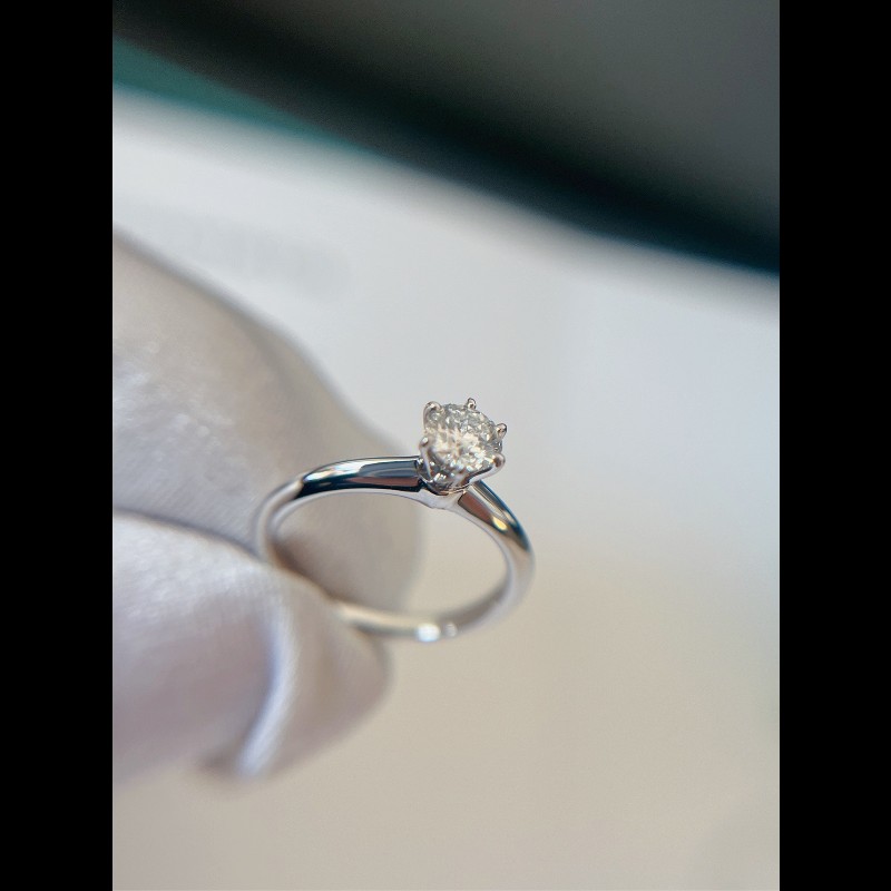 Tiffany 經典六爪鑽戒 0.41ct G色 VS1 尺碼49號-0