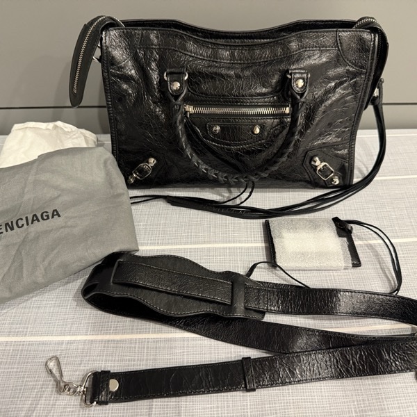 Balenciaga City Small 巴黎世家 機車包 黑色小羊皮銀釦-11