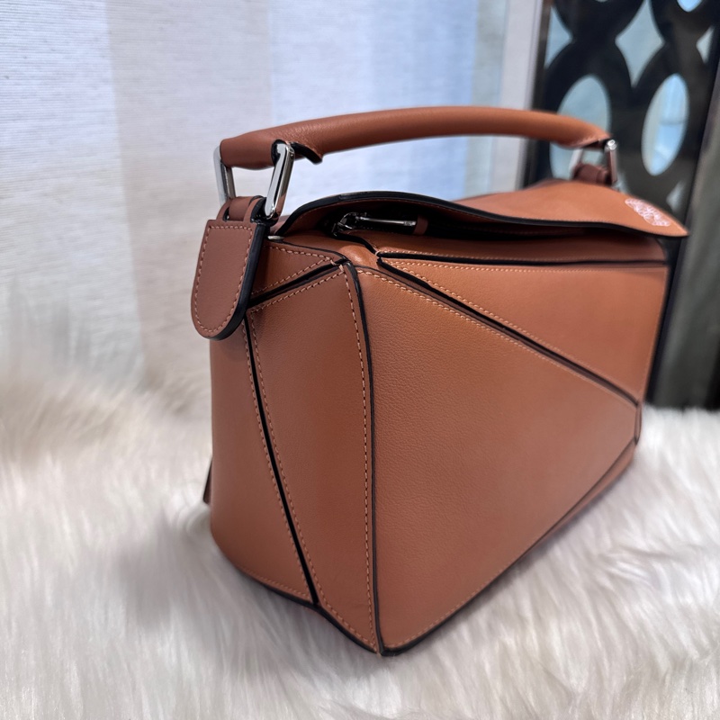 Loewe Puzzle Small 焦糖牛皮手提斜背包 近全新-2