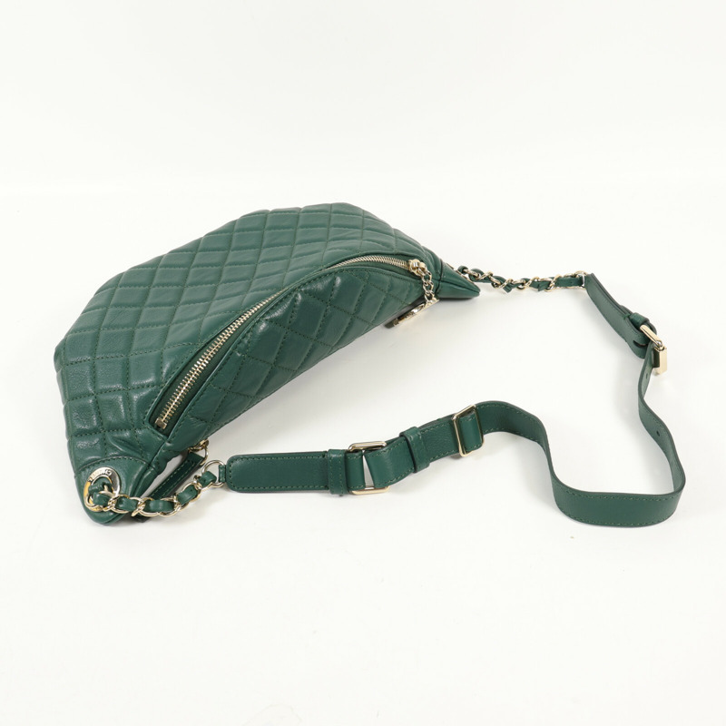 CHANEL 羊皮皮革Waist Bag金扣斜挎包-8