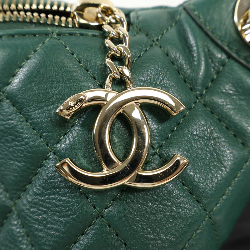 CHANEL 羊皮皮革Waist Bag金扣斜挎包-9