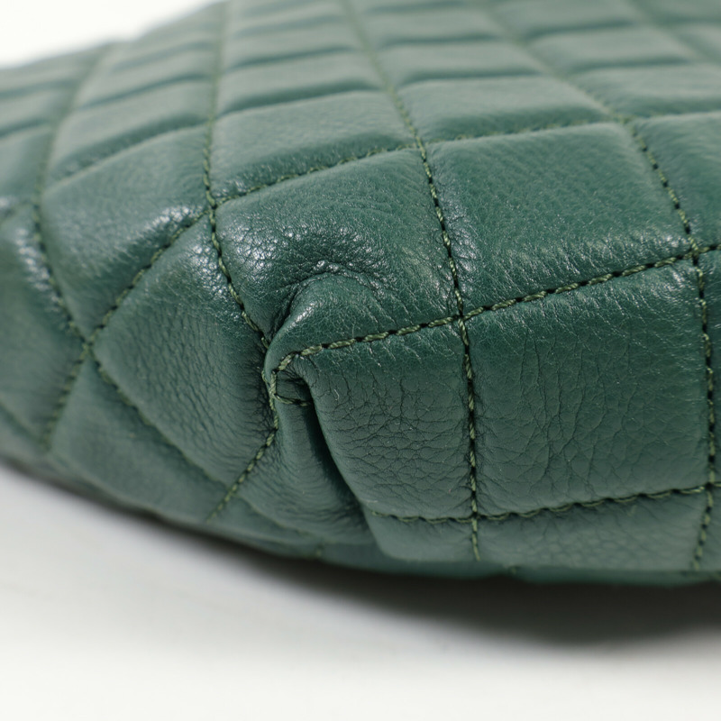 CHANEL 羊皮皮革Waist Bag金扣斜挎包-11