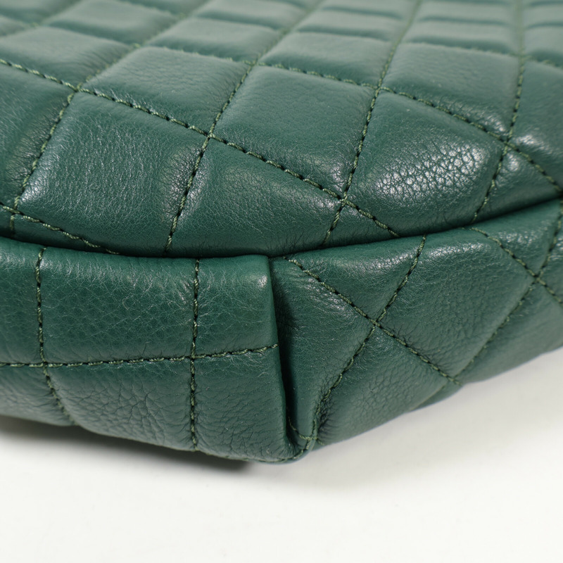 CHANEL 羊皮皮革Waist Bag金扣斜挎包-12