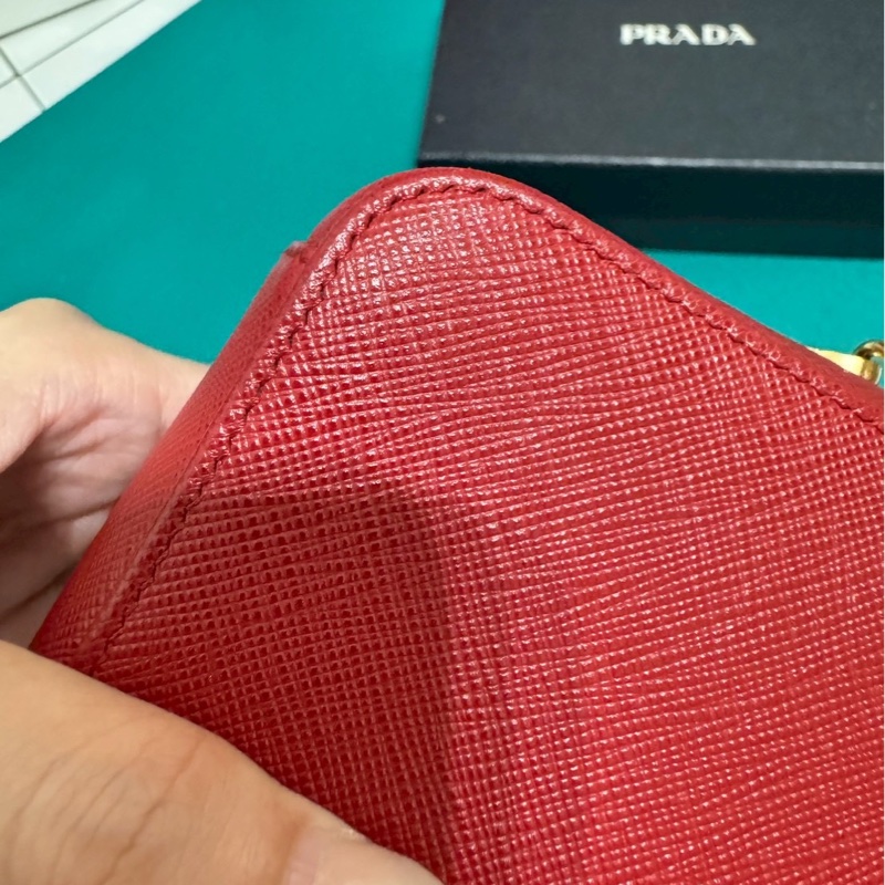 PRADA 紅 牛皮 斜背包 肩背包 WOC-9