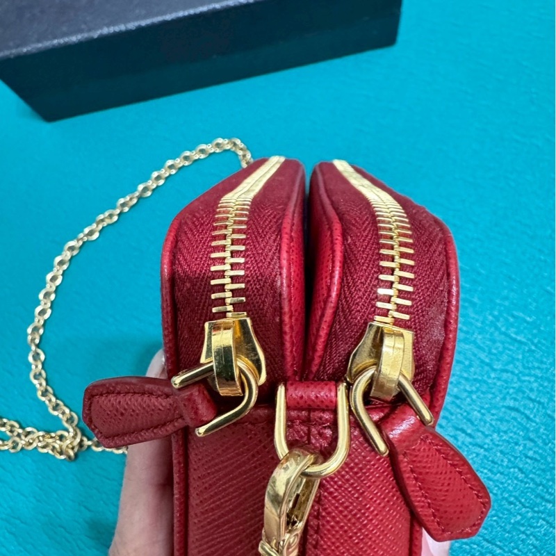 PRADA 紅 牛皮 斜背包 肩背包 WOC-24