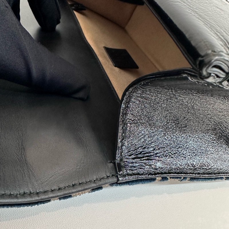 Gucci/古馳絲絨鑽扣酒神中號鏈條包底長25。-16