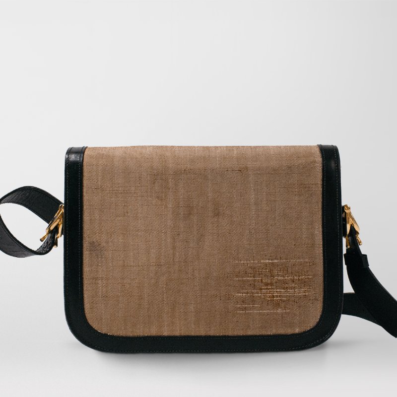 🧠小浮気見世物小屋🧠法國製🇫🇷CELINE 馬車扣斜背包｜黑色真皮 x 卡其色斜紋織布-4