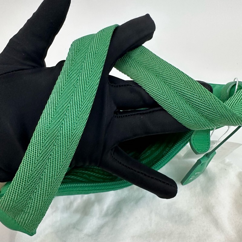 Prada/普拉達綠色hobo手提包底長23cm-7