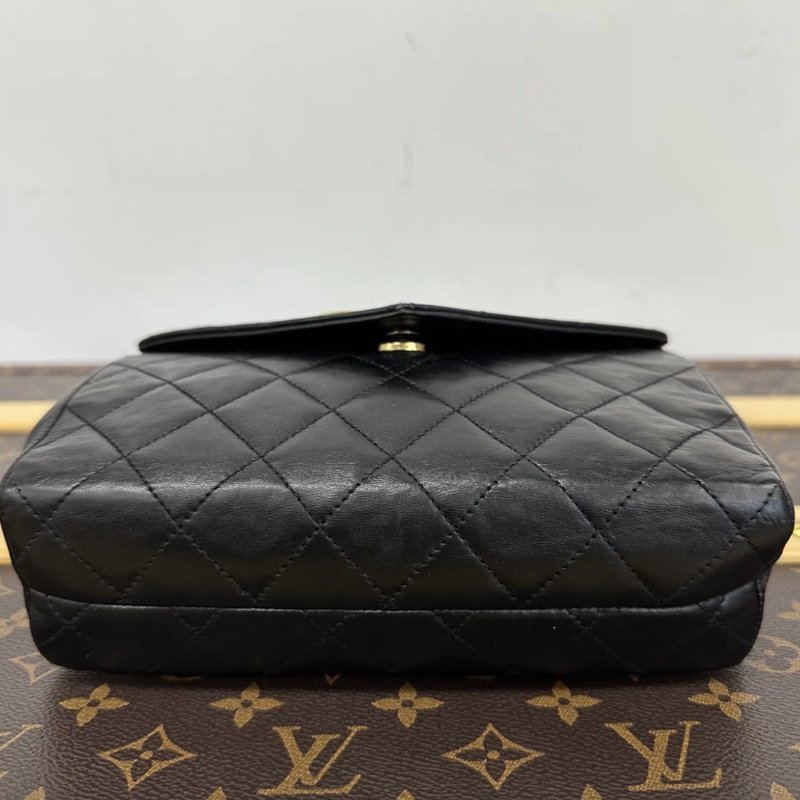 CHANEL 中古黑金大雙C羊皮信封肩背斜背包 19*13*4 98新配件塵袋-3