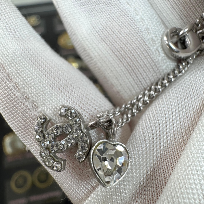 Chanel Vintage 06P 水鑽銀心形CC頸鏈-21