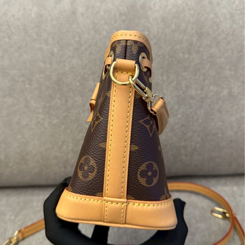 LV 新款mini水桶包-1