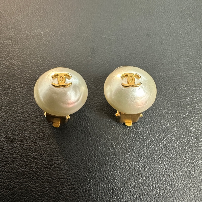 Chanel Vintage 95A 仿珍珠圓粒白色耳夾-1