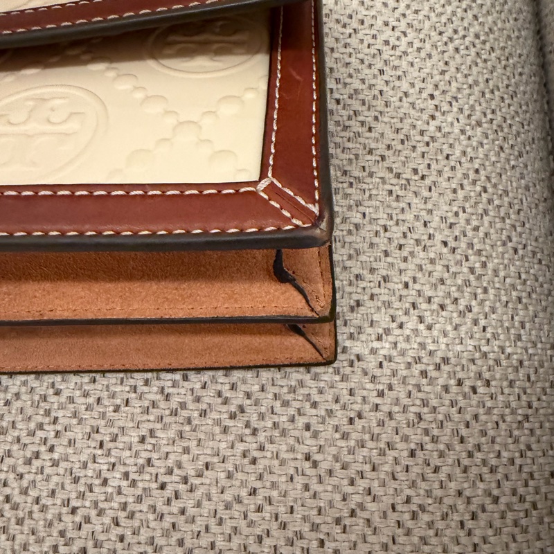 「JL精品代購」Tory Burch 白漆皮 拼棕肩背包-12