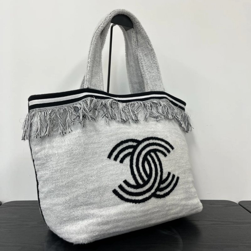 CHANEL 24S水泥灰沙灘托特包盥洗包浴巾三件套 40*36*21 98新配件盥洗包浴巾-1