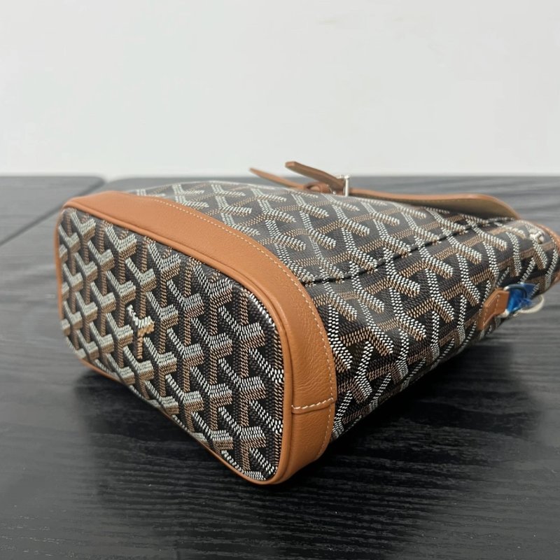 GOYARD 金棕alpinmini後背包 20*18*9 全新配件塵袋-2