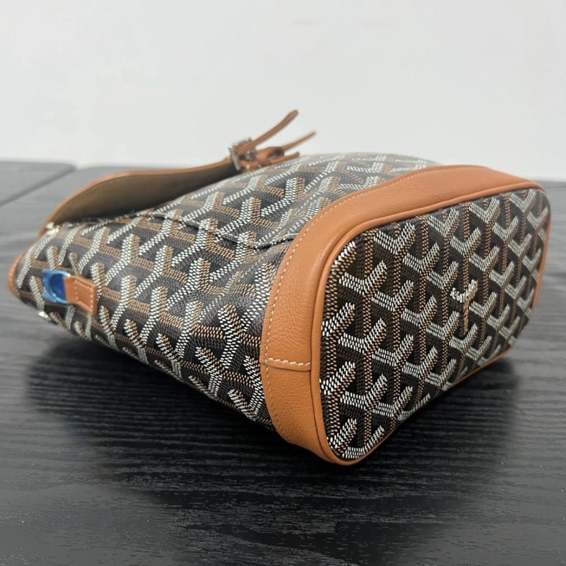 GOYARD 金棕alpinmini後背包 20*18*9 全新配件塵袋-4