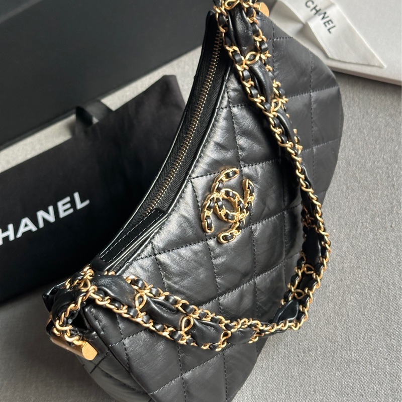 Chanel香奈兒絕美經典雙C 23K 芯片款 大款19 hobo腋下包 肩背包 🖤🤍🖤-24