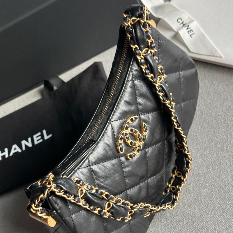 Chanel香奈兒絕美經典雙C 23K 芯片款 大款19 hobo腋下包 肩背包 🖤🤍🖤-44