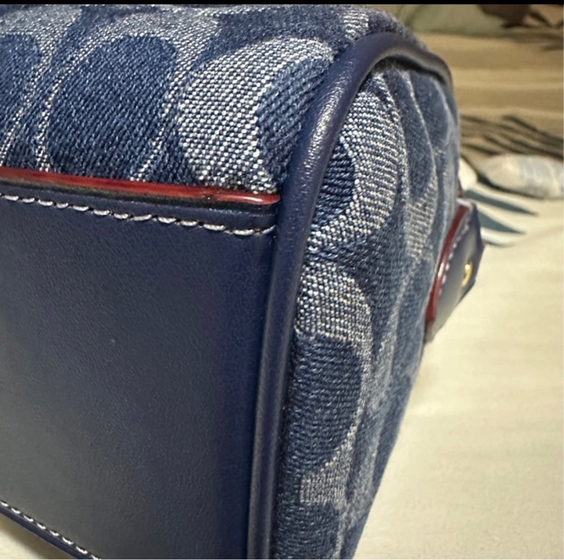 COACH 迷你Rowan 斜背包-34