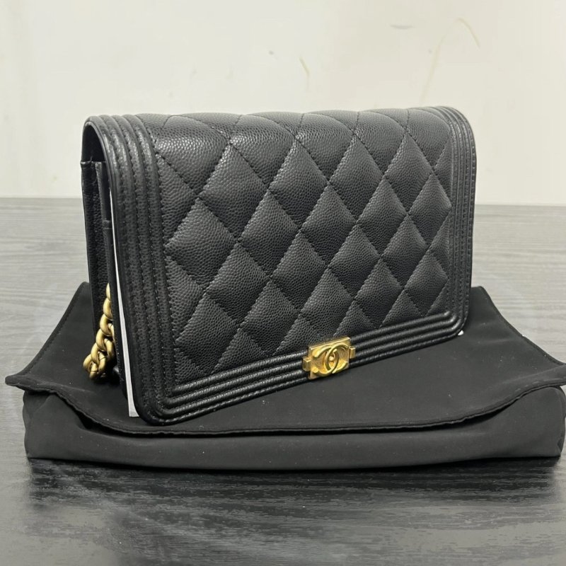 CHANEL 黑金Leboy Woc魚子醬牛皮肩背斜背鏈條包 19*12*4 99新配件盒子塵袋-1