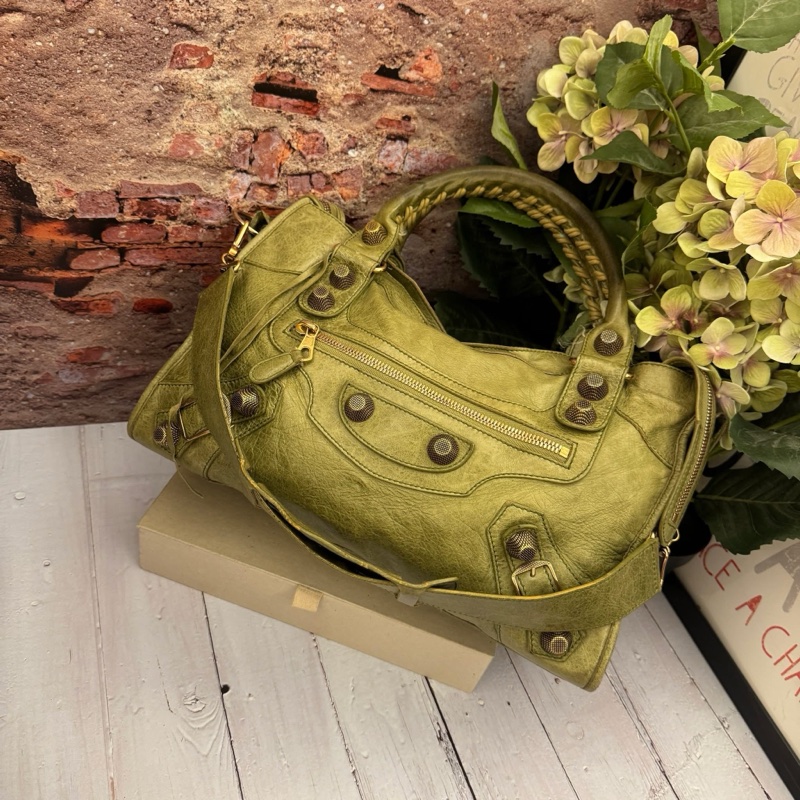 BALENCIAGA 秋香綠city 機車包-7