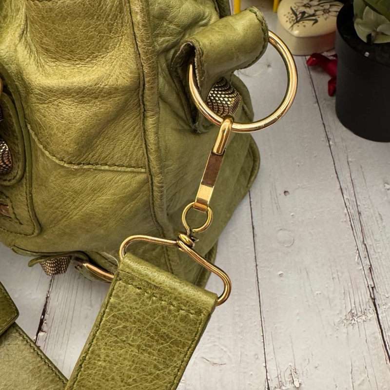 BALENCIAGA 秋香綠city 機車包-20