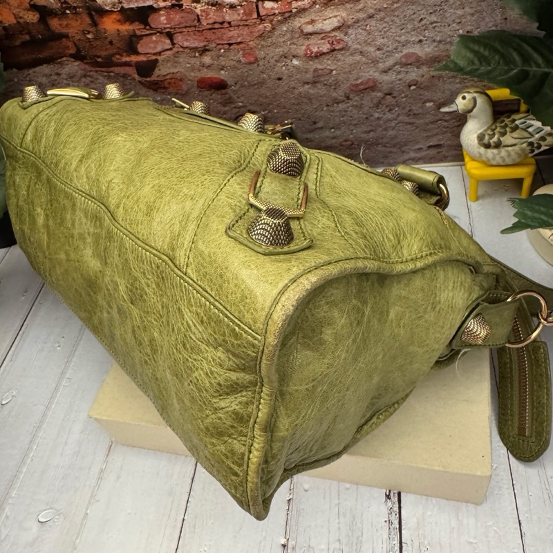 BALENCIAGA 秋香綠city 機車包-36