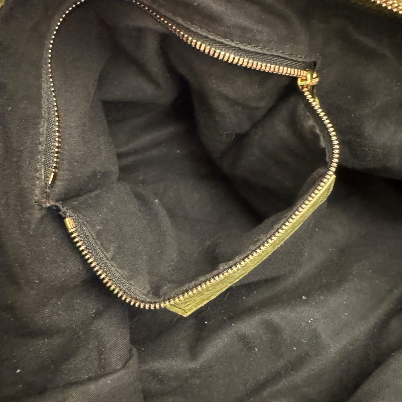 BALENCIAGA 秋香綠city 機車包-38