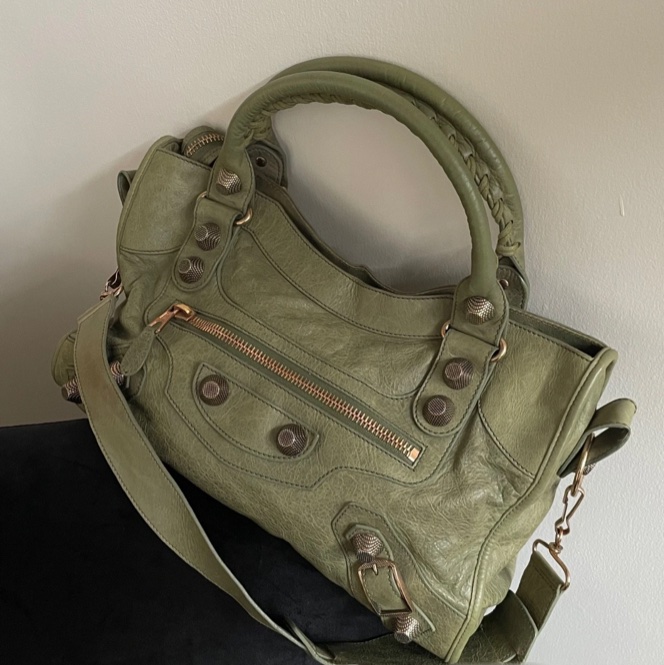 BALENCIAGA 秋香綠city 機車包-1